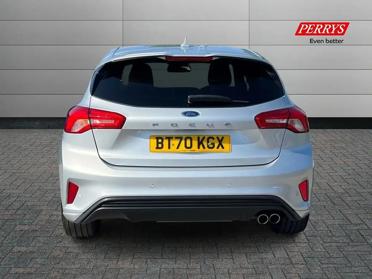 2020-ford-focus-15-st-line-x-hatchback-big-4