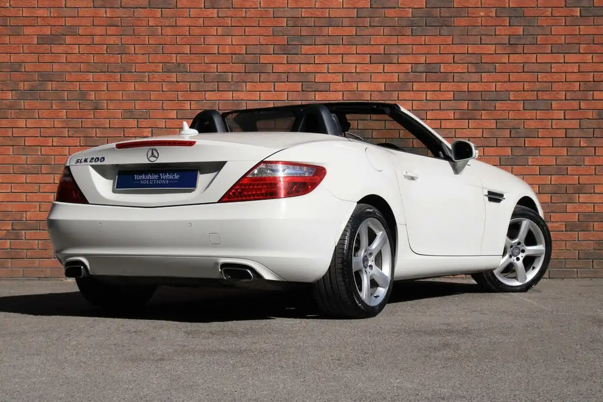 2012-mercedes-benz-slk-18-slk200-184bhp-ss-7g-tronic-plus-big-13