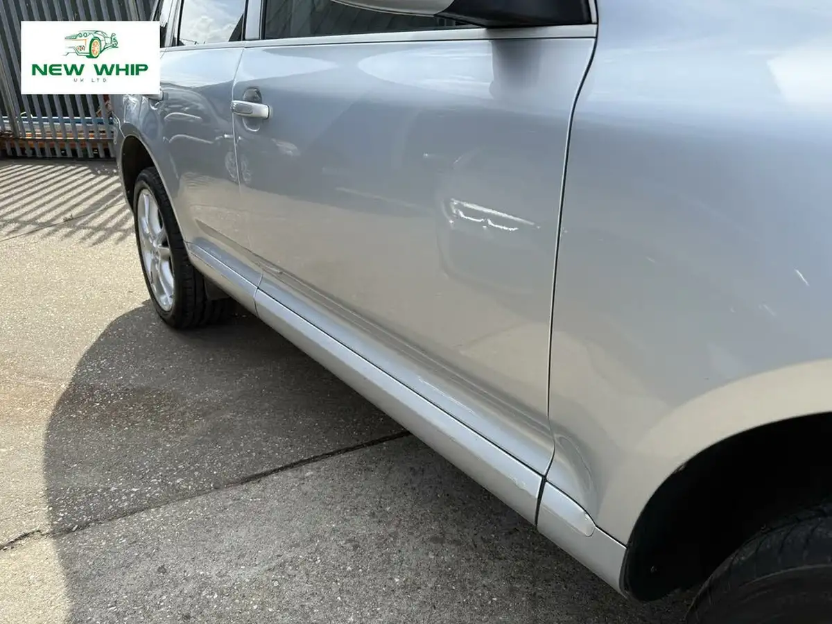 2004-porsche-cayenne-32-big-14