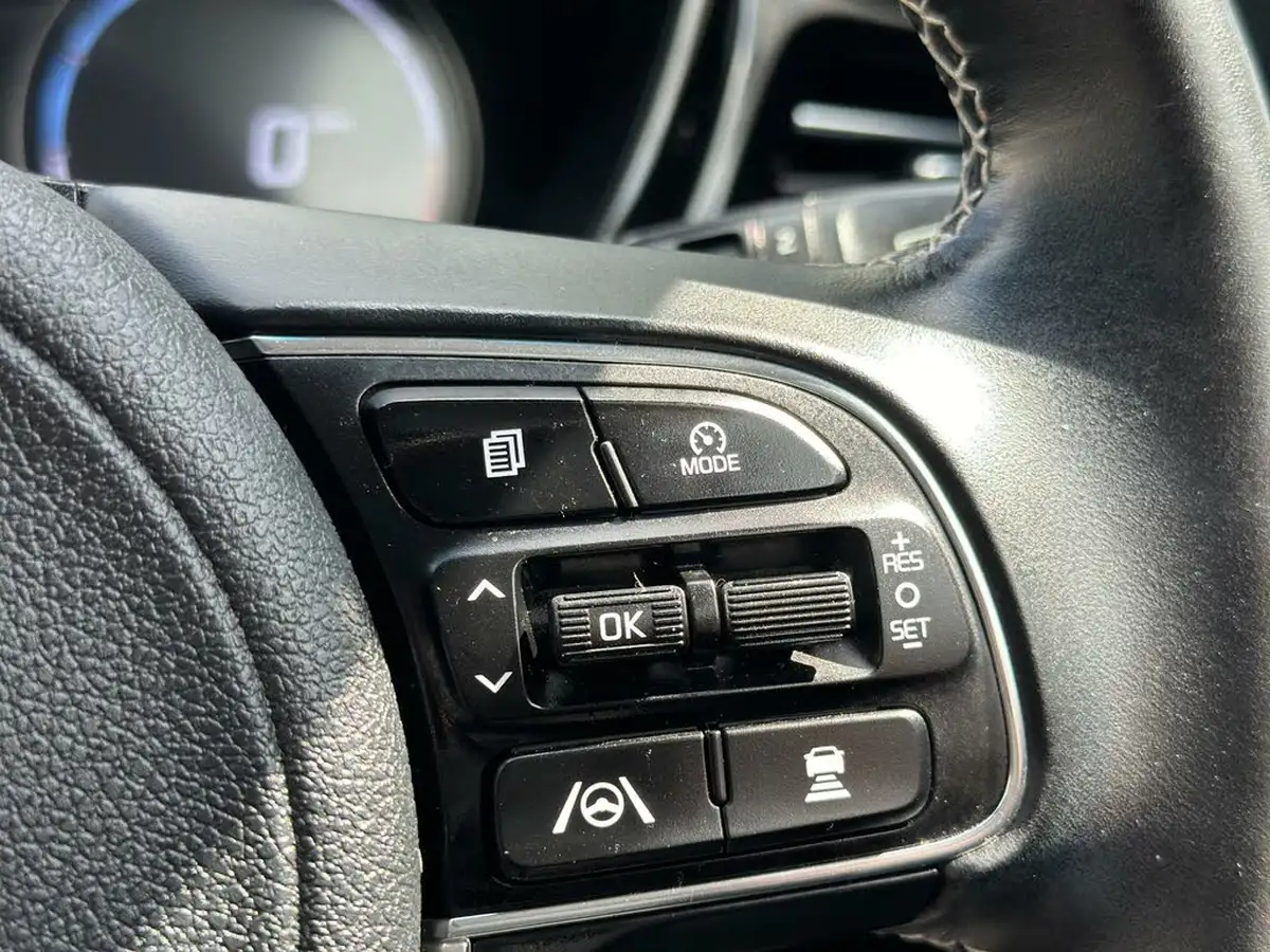 2021-kia-e-niro-ev-2-64-big-13