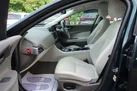 2015-jaguar-xe-20-portfolio-small-15