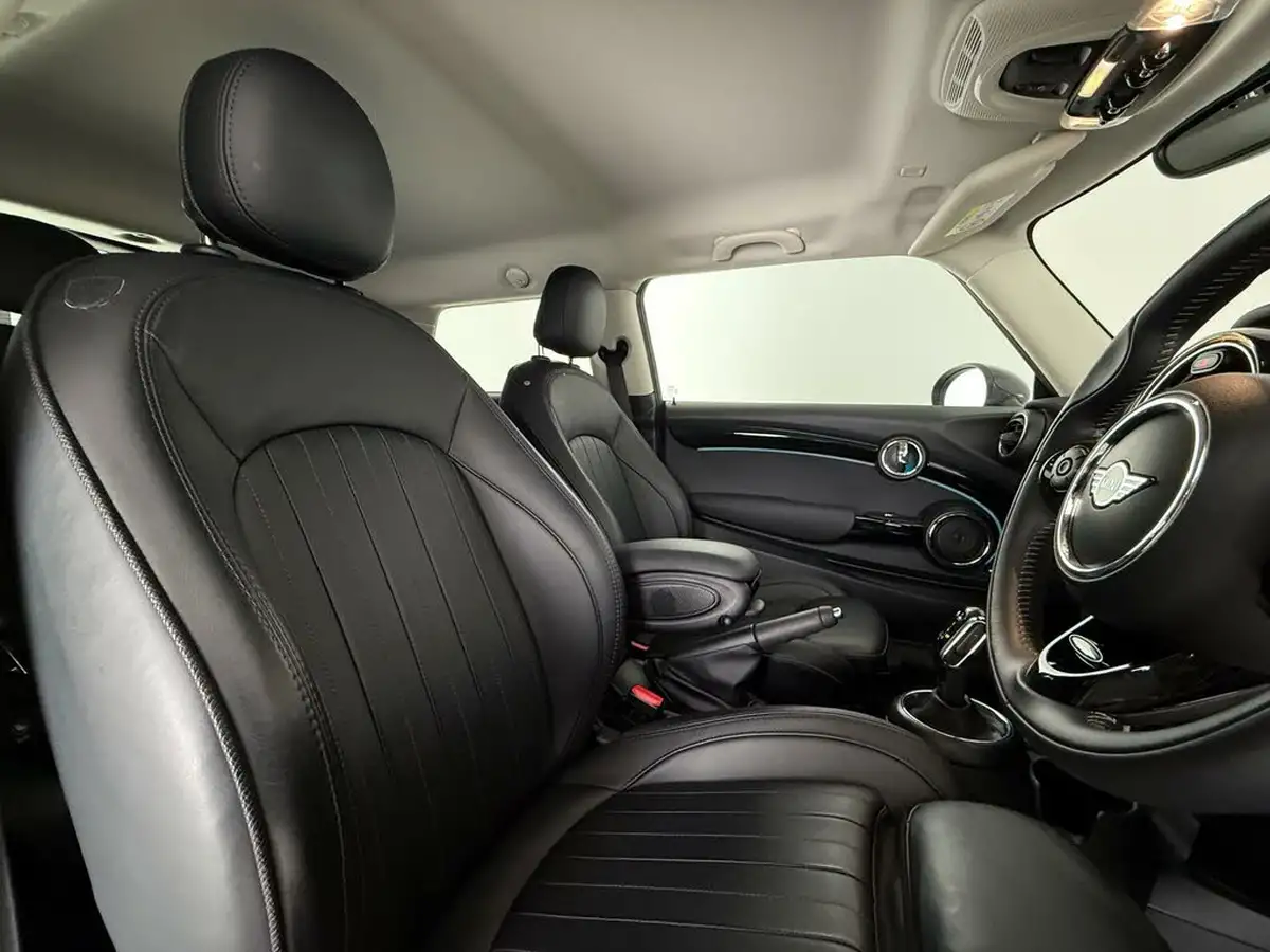2019-mini-cooper-15-cooper-exclusive-134bhp-hatchback-3d-auto-big-14