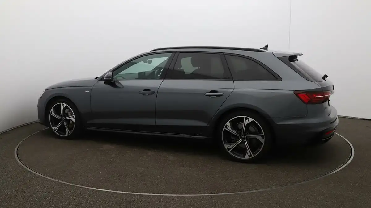 2023-audi-a4-avant-20-40-tdi-black-edition-big-47