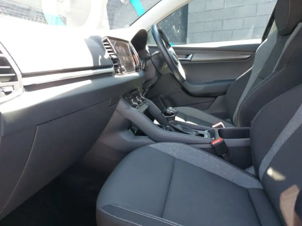 2020-skoda-karoq-15-tsi-se-drive-dsg-big-4