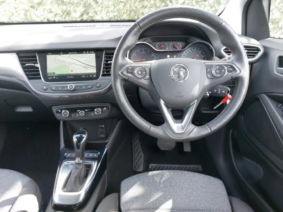 2022-vauxhall-crossland-12-elite-edition-130ps-auto-big-6
