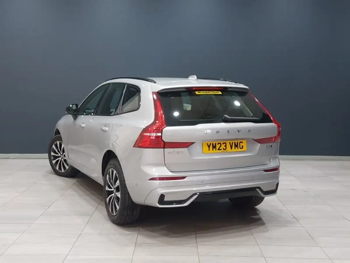 2023-volvo-xc60-20-b5-plus-big-1