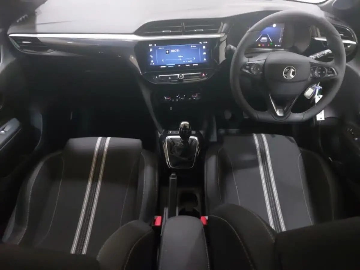 2024-vauxhall-corsa-12-turbo-gs-100ps-big-2