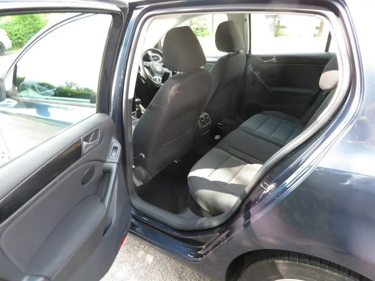 2012-volkswagen-golf-14-match-5d-big-15