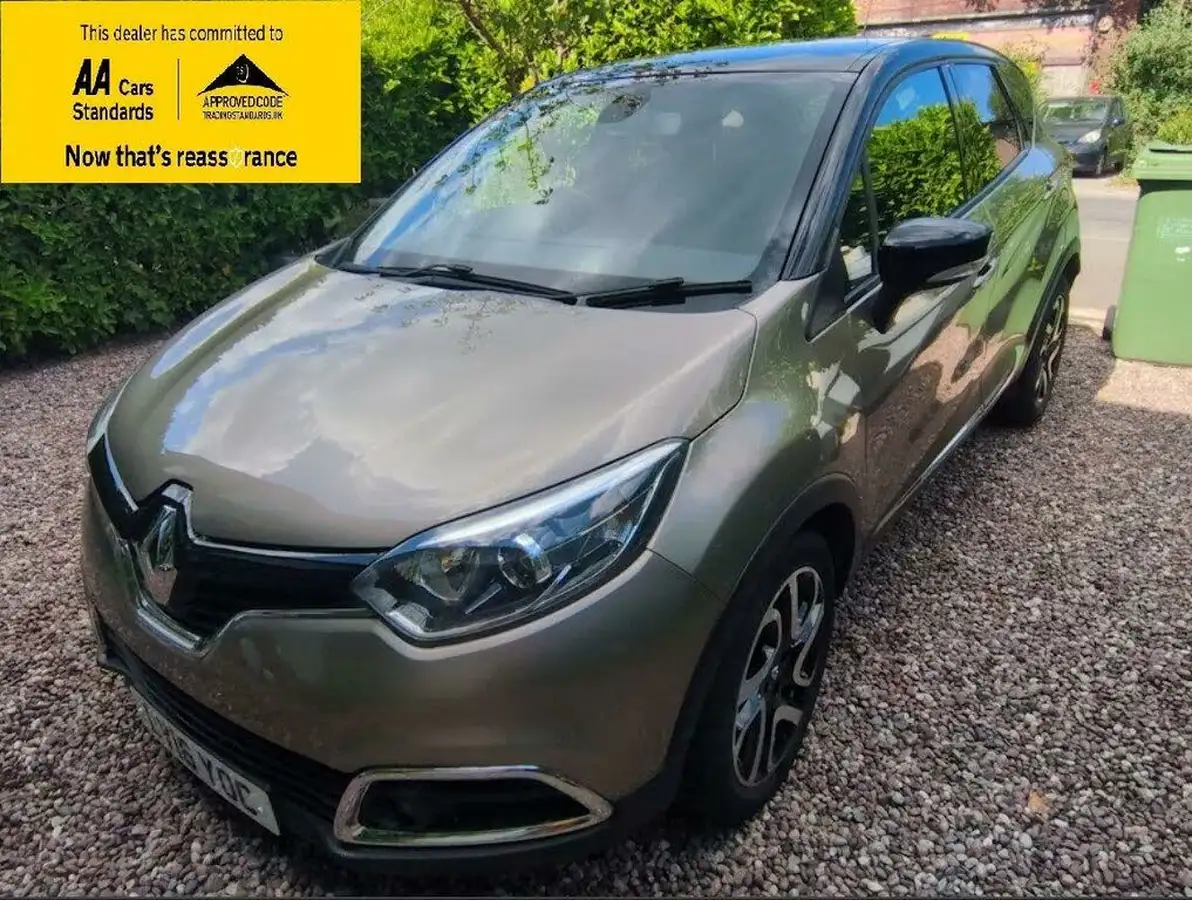 2016-renault-captur-12-dynamique-s-nav-big-1