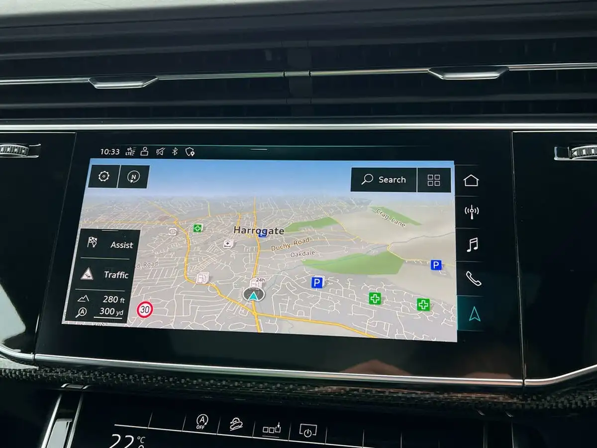 2020-audi-sq8-40tdi-big-35