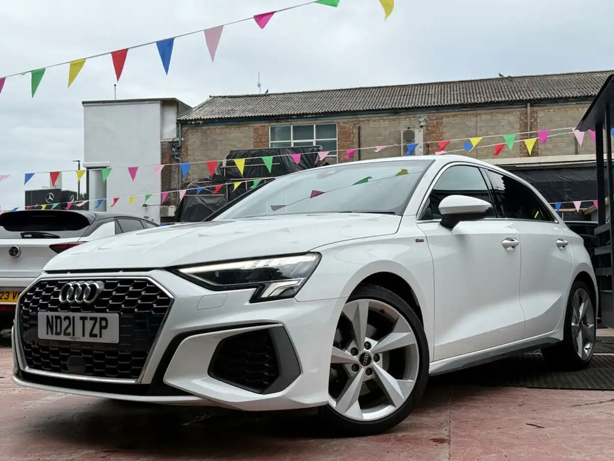 2021-audi-a3-15-35-tfsi-s-line-sportback-5d-tronic-big-13