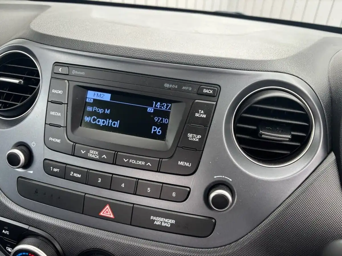 2017-hyundai-i10-10-se-big-31