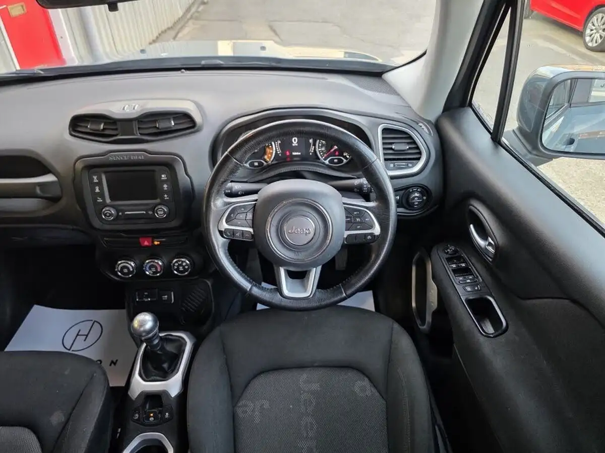 2016-jeep-renegade-14-multiair-ii-longitude-big-11