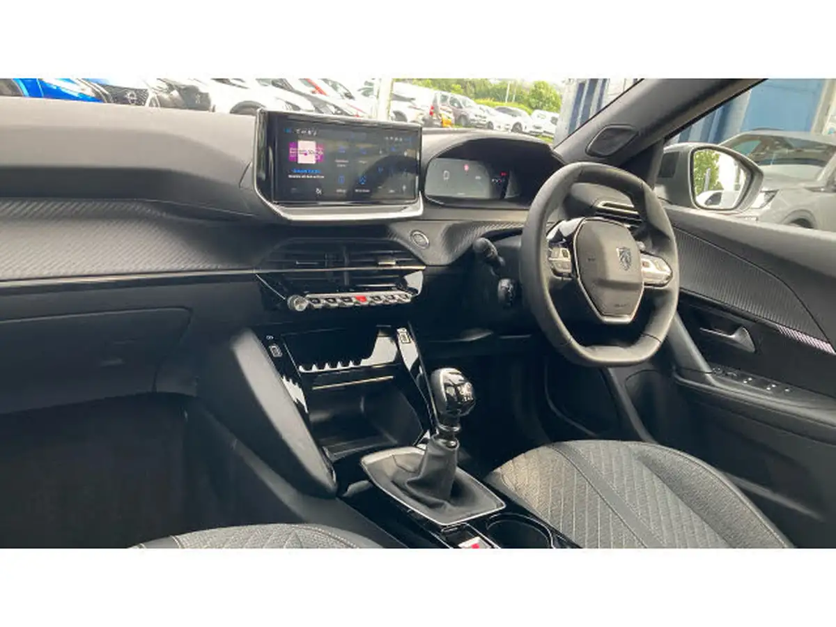 2025-peugeot-2008-suv-12-puretech-allure-130ps-big-8