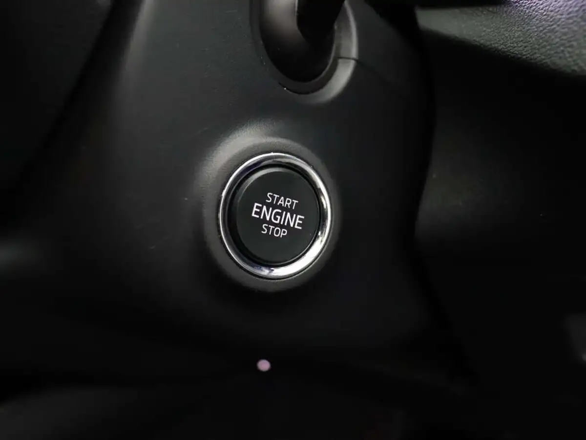 2022-skoda-scala-10-tsi-se-l-115ps-dsg-big-32