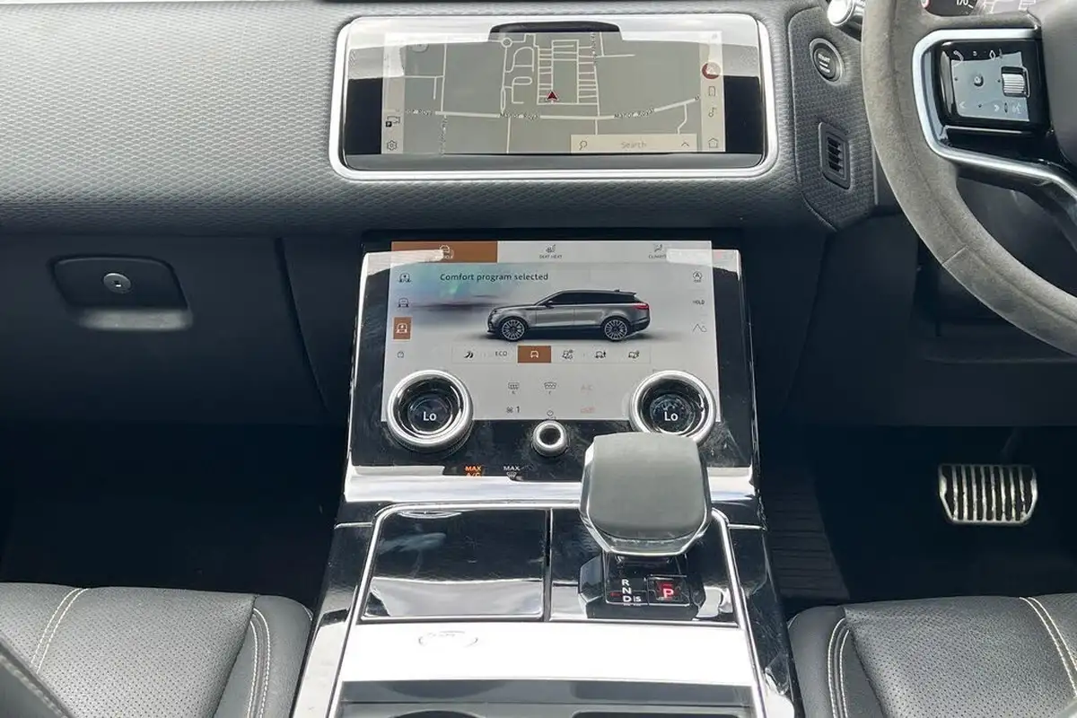 2021-land-rover-range-rover-velar-big-30
