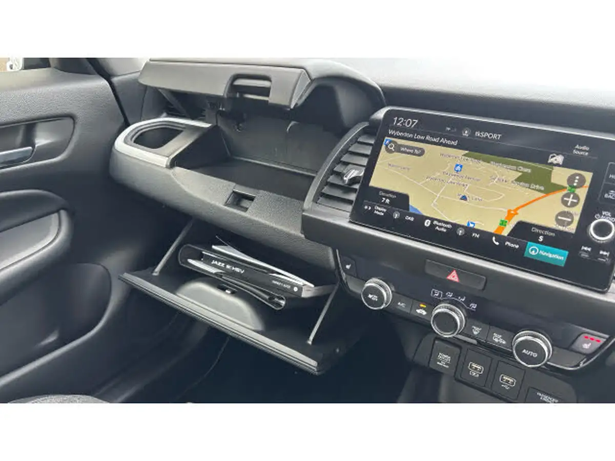2021-honda-jazz-15-i-mmd-ex-107ps-big-40