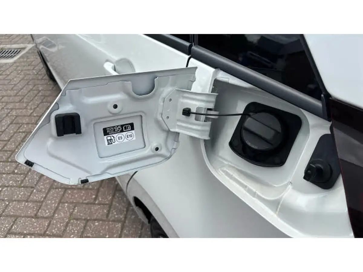 2021-honda-jazz-15-i-mmd-ex-107ps-big-16