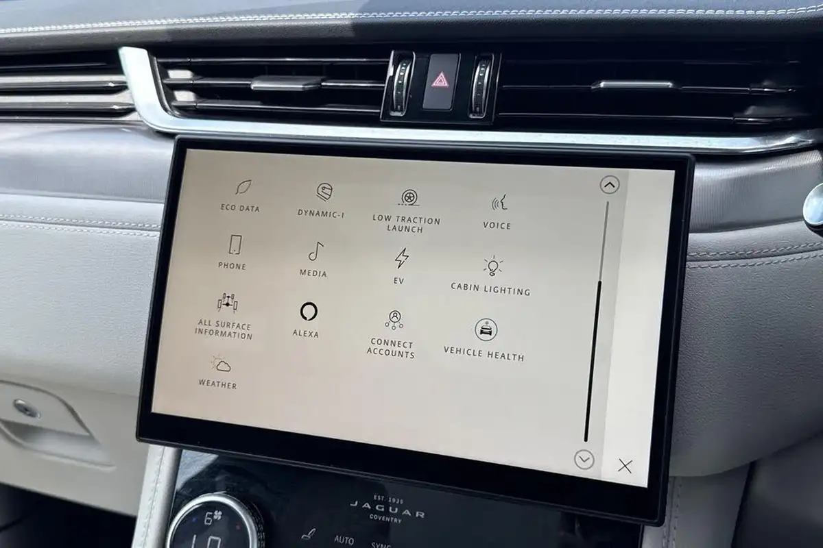 2023-jaguar-f-pace-20-p250-r-dynamic-se-black-big-54