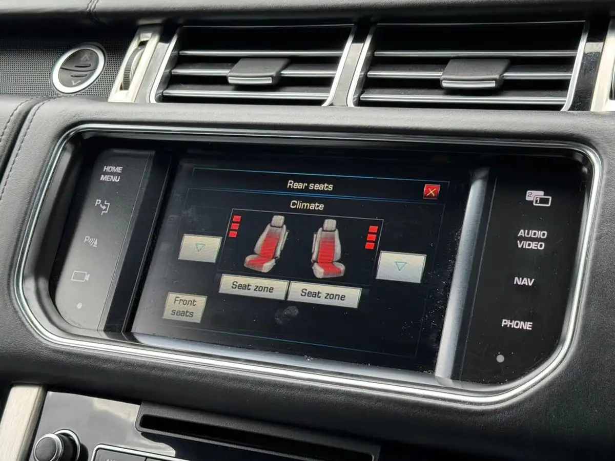 2013-land-rover-range-rover-44-sdv8-autobiography-big-61