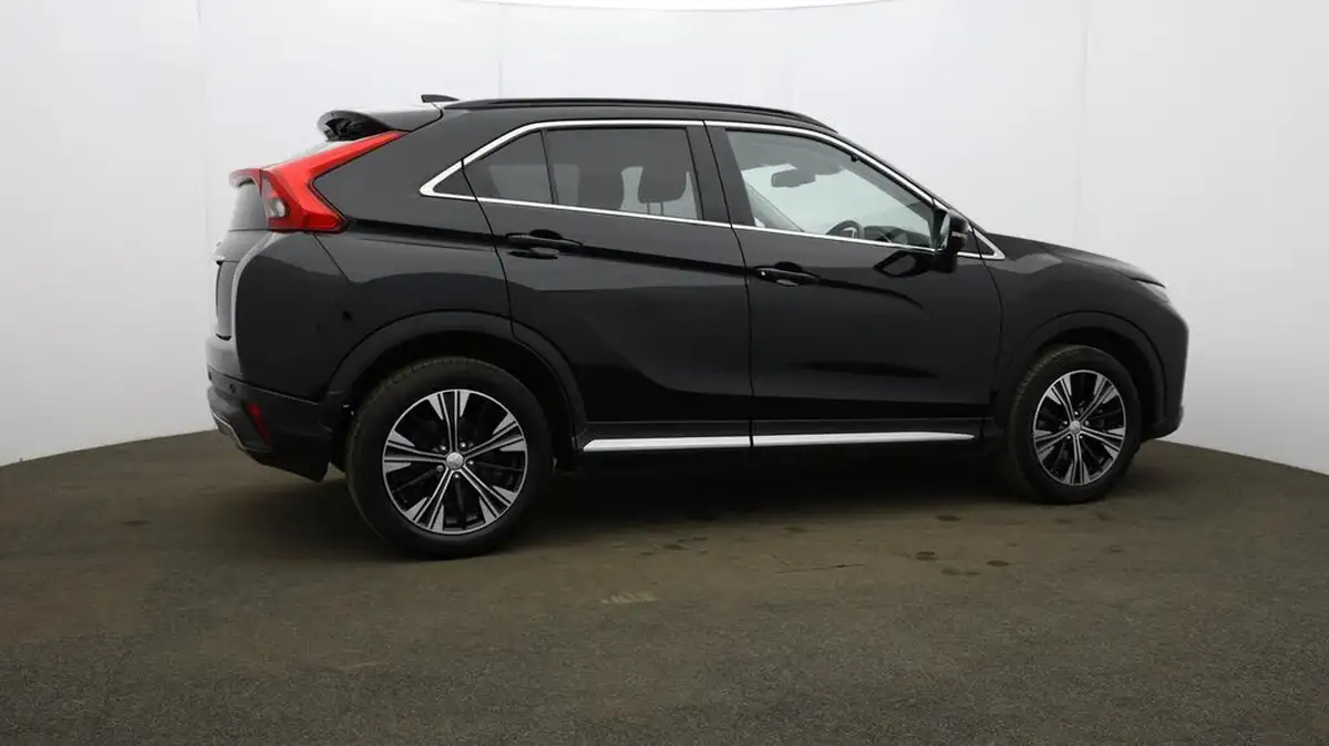2021-mitsubishi-eclipse-cross-15-4-big-56