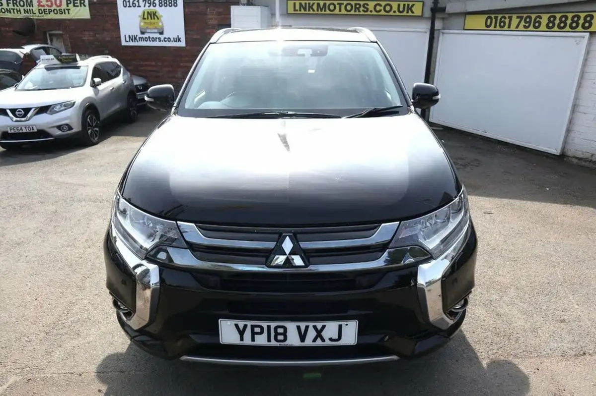 2018-mitsubishi-outlander-20-4hs-phev-5st-big-3