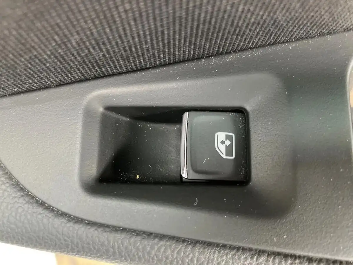 2020-seat-leon-15-tsi-evo-fr-150ps-hatchback-dsg-big-30