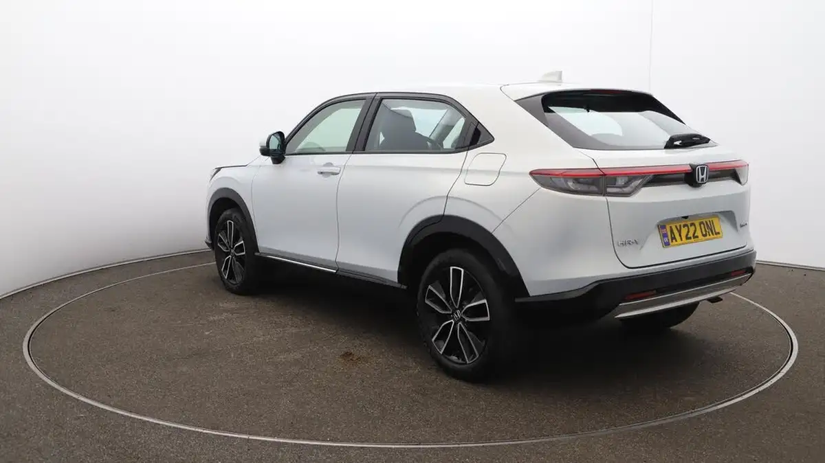 2022-honda-hr-v-15-i-mmd-advance-big-62