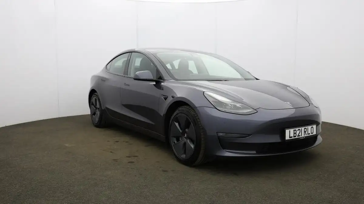 2021-tesla-model-3-e-long-range-4x4-big-48