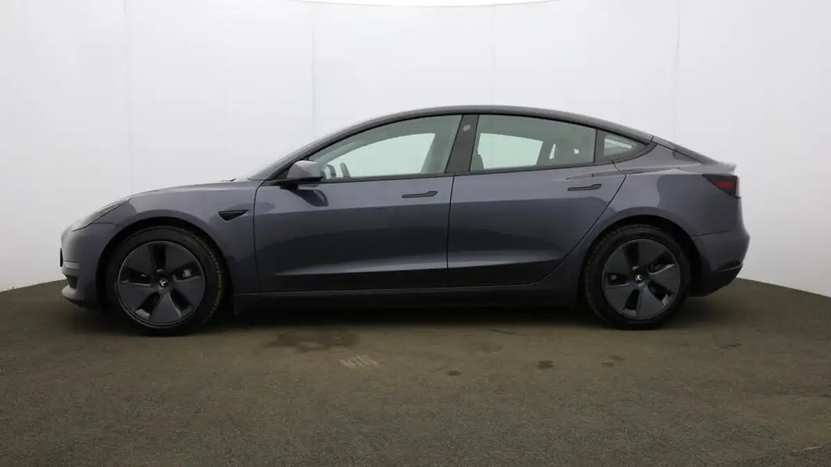 2021-tesla-model-3-e-long-range-4x4-big-72