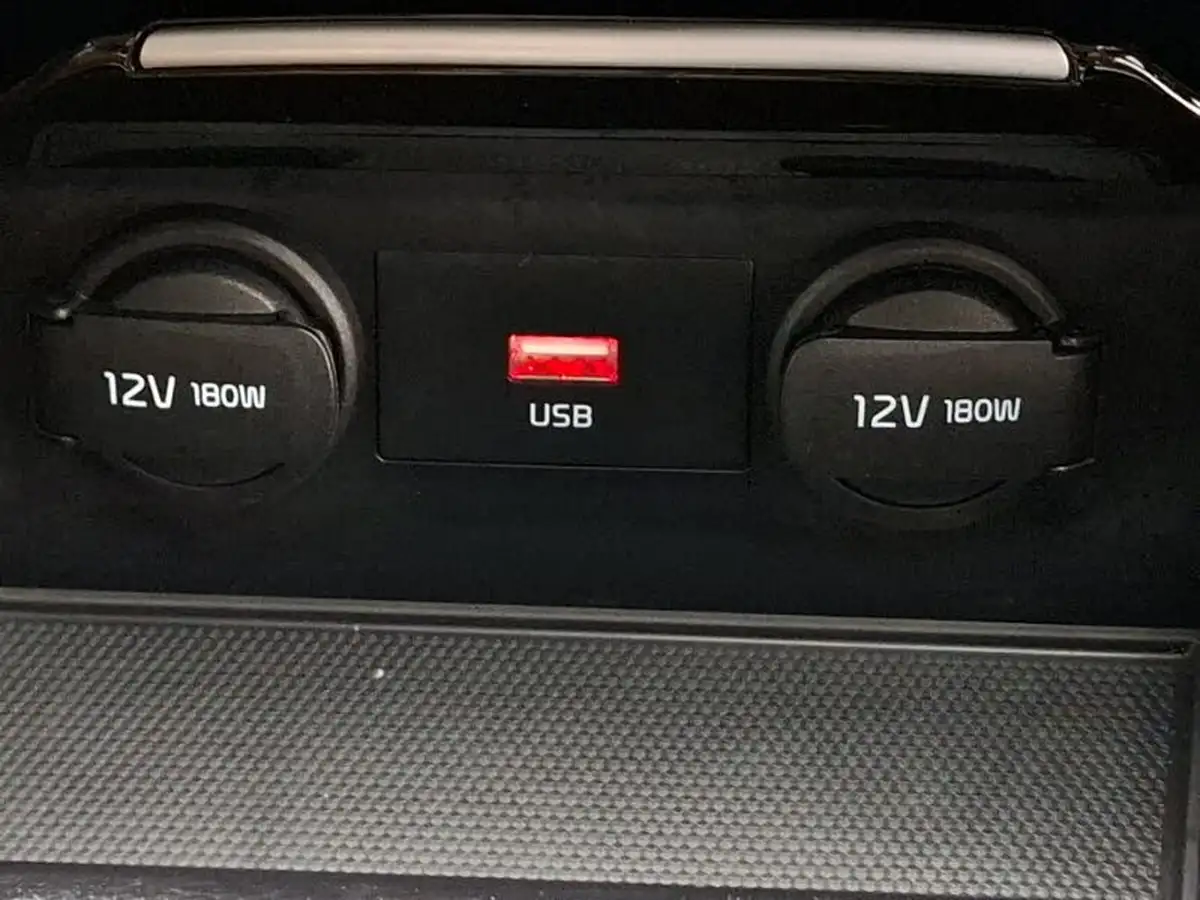 2022-kia-xceed-10-t-gdi-connect-big-15