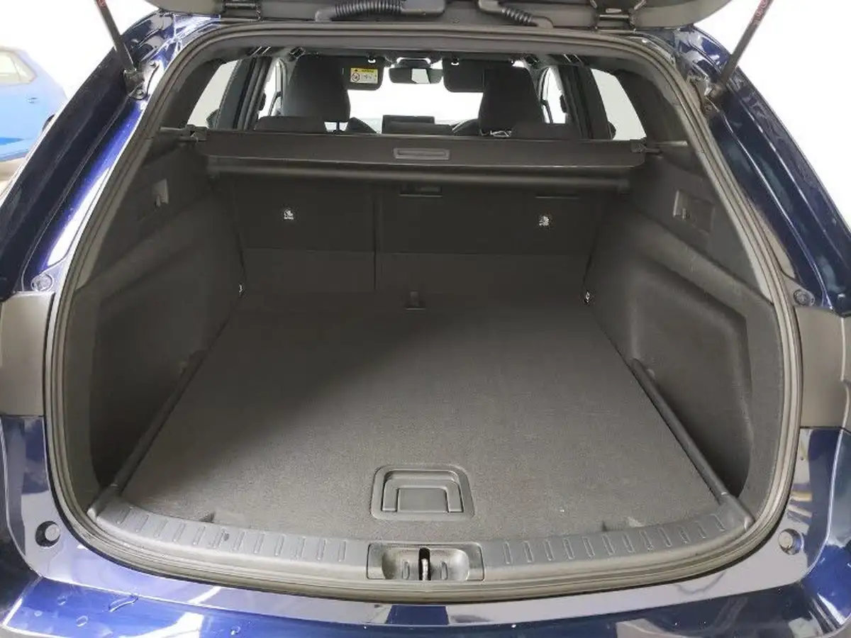 2023-suzuki-swace-18-motion-big-7