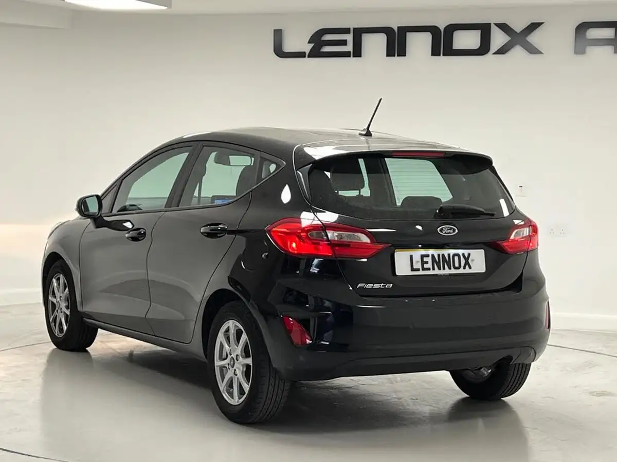 2018-ford-fiesta-10t-zetec-5d-auto-big-3