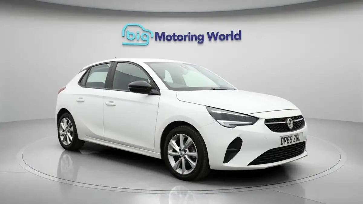 2019-vauxhall-corsa-12i-se-nav-big-1