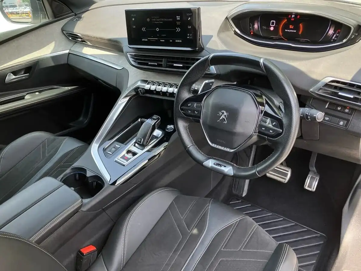 2021-peugeot-3008-suv-12-puretech-gt-eat8-big-8
