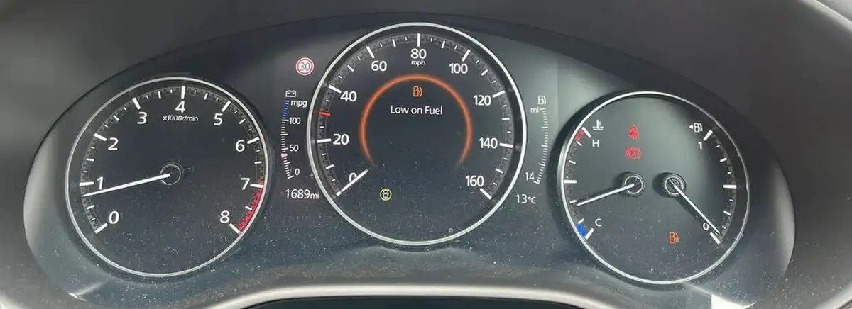 2025-mazda-mazda3-20-e-skyactiv-x-exclusive-line-hatchback-5d-big-14