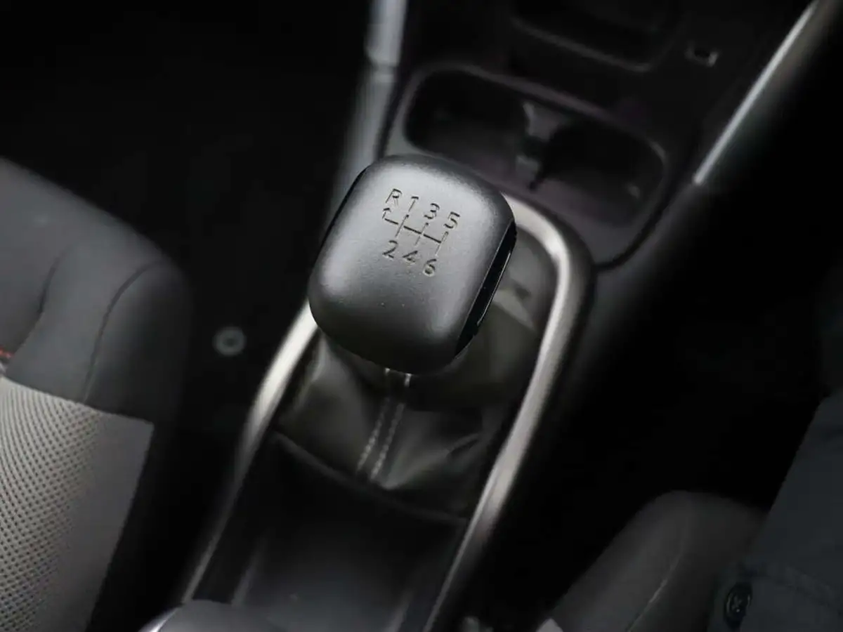 2020-citroen-c3-aircross-12-puretech-flair-110ps-ss-big-32