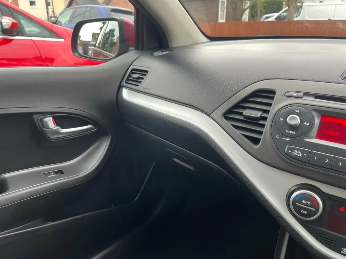2014-kia-picanto-125-picanto-3-big-12