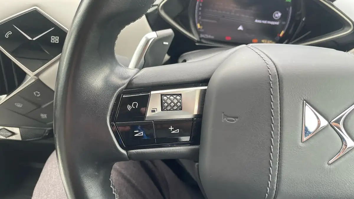 2019-ds-ds-3-crossback-12-puretech-prestige-130ps-eat8-big-22