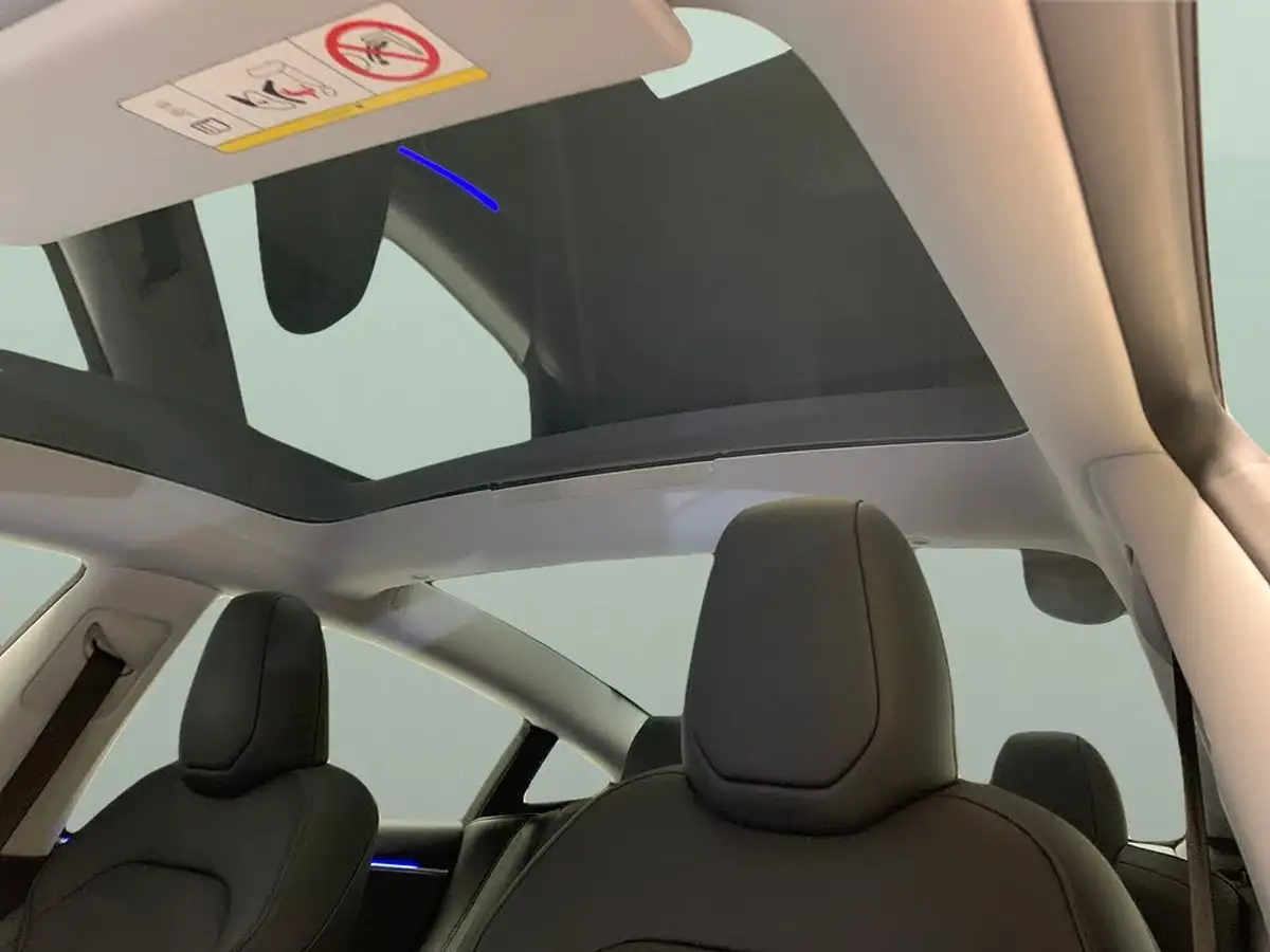 2024-tesla-model-3-e-rwd-big-5