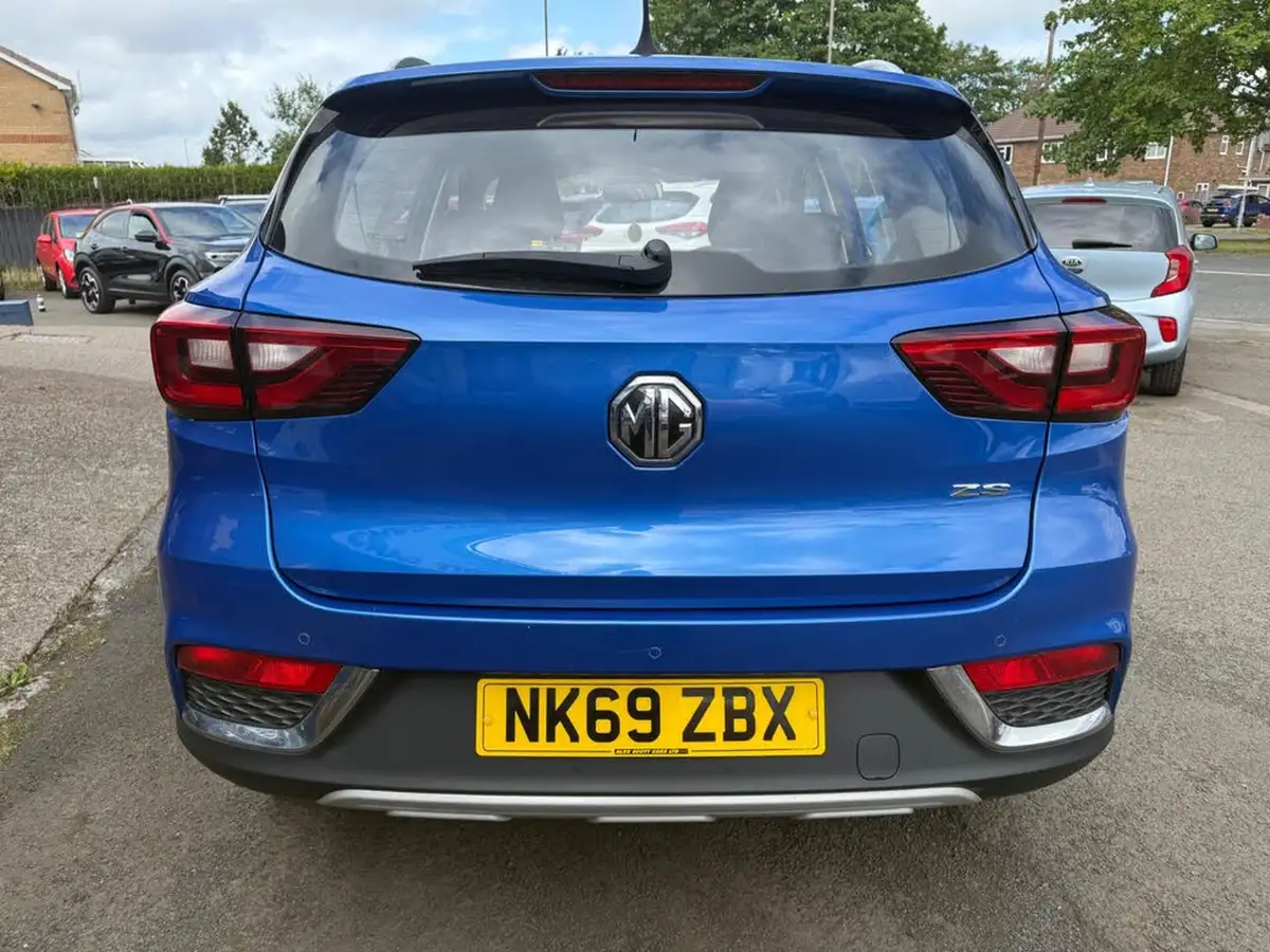 2019-mg-zs-suv-15-vti-tech-excite-106ps-big-24