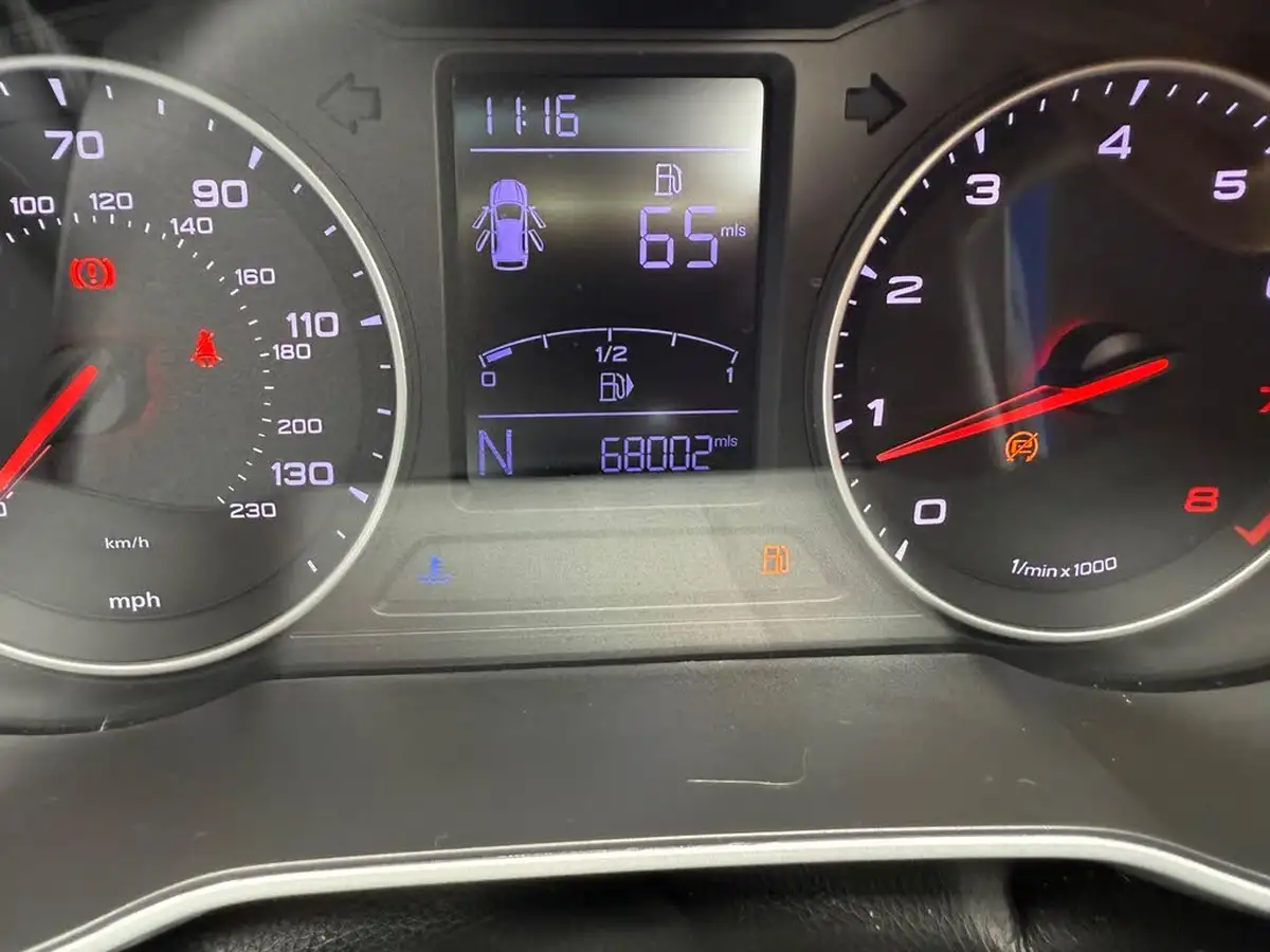 2019-mg-zs-suv-15-vti-tech-excite-106ps-big-48
