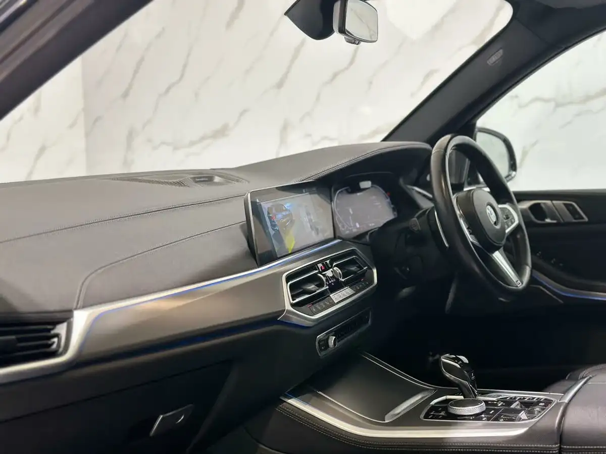 2021-bmw-x5-30-xdrive-45e-m-sport-big-52