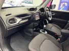2018-jeep-renegade-10-gse-longitude-small-12