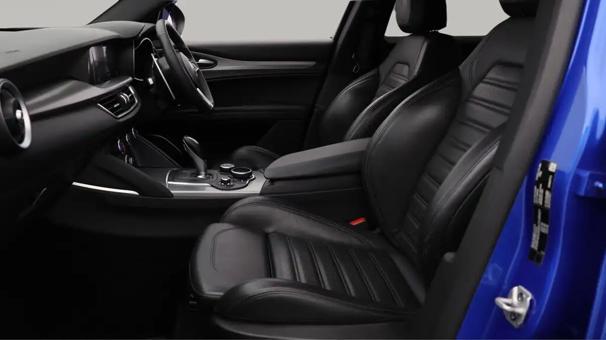 2018-alfa-romeo-stelvio-20-milano-ss-big-14