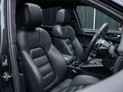 2020-porsche-macan-29-v6-turbo-small-21
