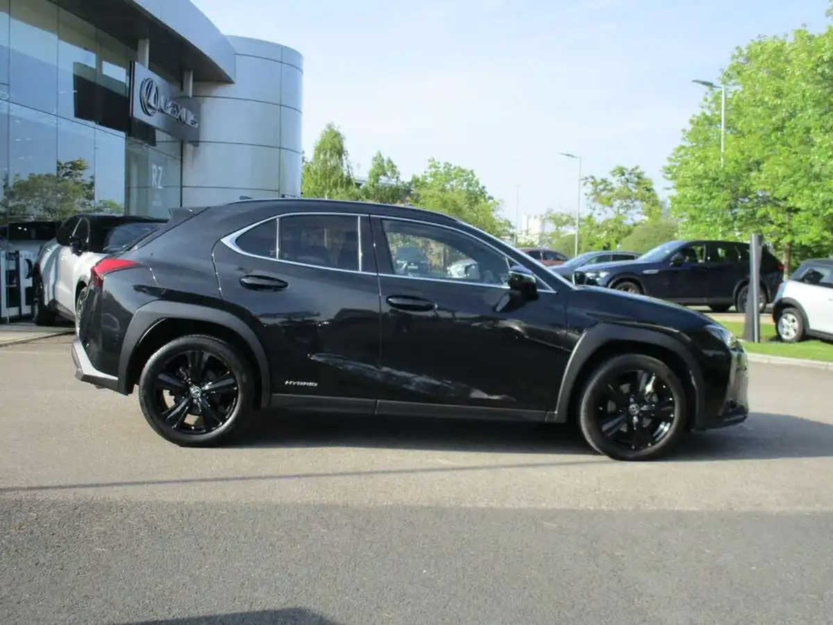 2021-lexus-ux-250h-20-ux-184bhp-without-navigation-big-5