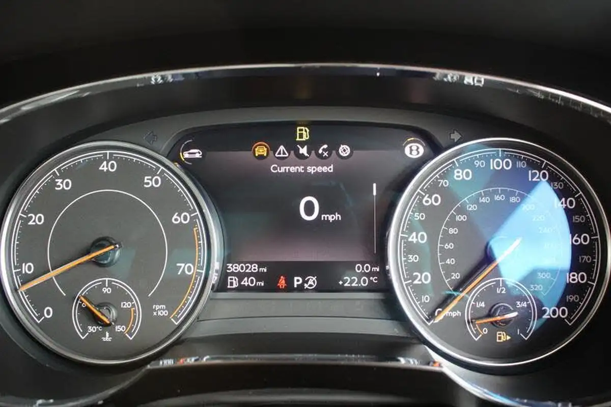 2019-bentley-bentayga-60-w12-speed-big-22