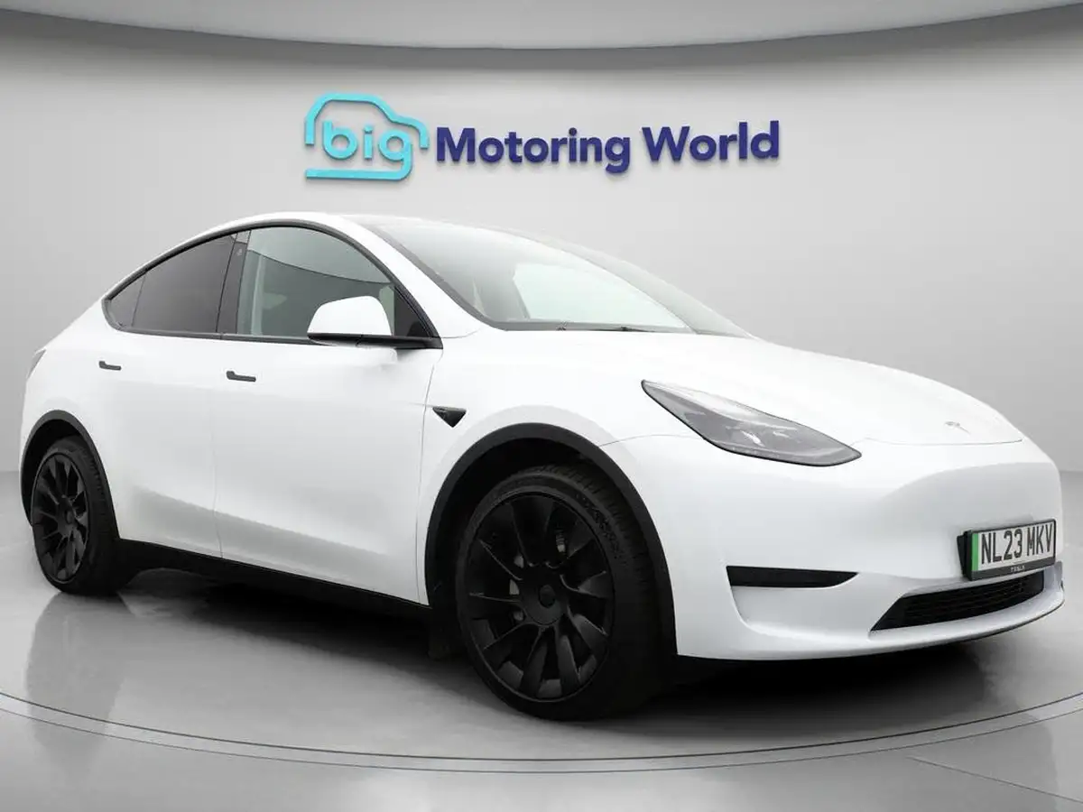 2023-tesla-model-y-e-rwd-big-0