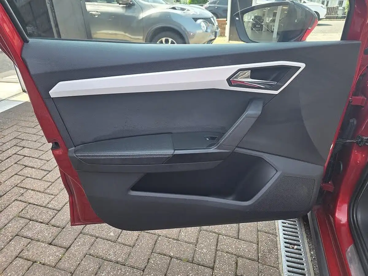 2020-seat-arona-10-tsi-xcellence-lux-115ps-dsg-big-23
